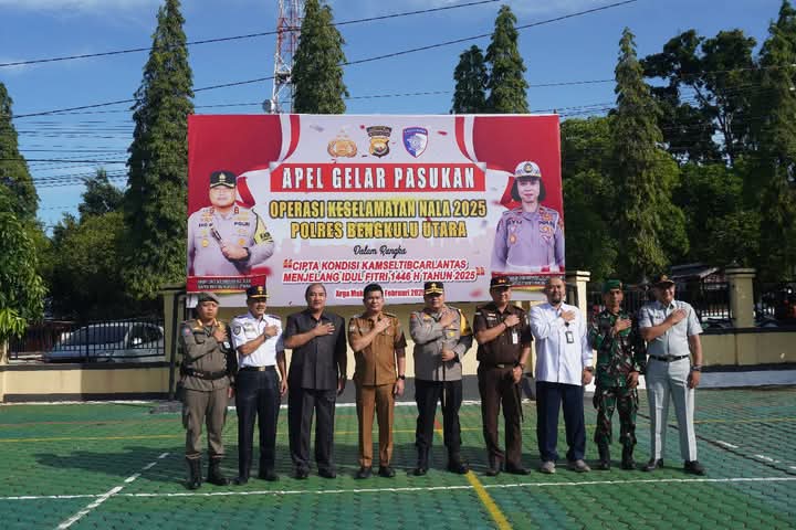 Upaya Cipta Kondisi Kamseltibcar Wabup BU Hadiri Apel Gelar Pasukan Operasi Keselamatan Nala 2025